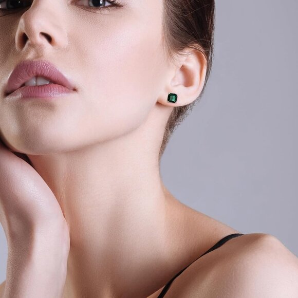 Women's Gold Princess Cut Emerald Stud Earrings Hypoallergenic Vintage - Picture 4 of 7